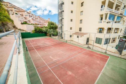 Peaceful & Bright Loft, Heated Pool, Netflix, Free Wifi & Parking, Tennis Los Cristianos  Εξωτερικό φωτογραφία